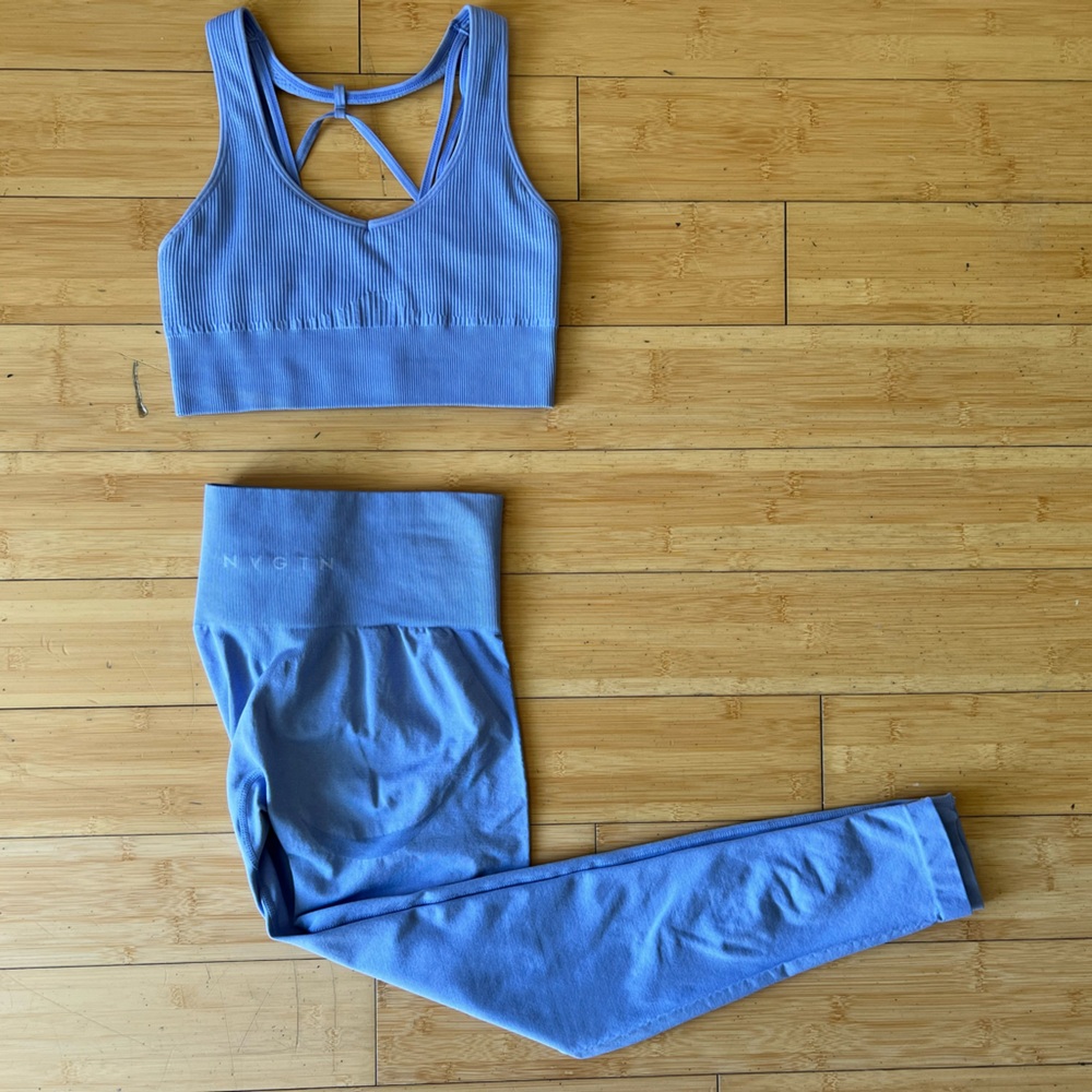 NVGTN contour leggings with matching galaxy bra